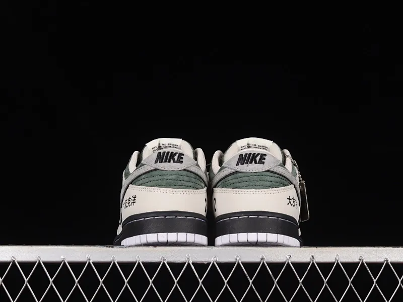 All Categories Nk SB Dunk Series Nk SB Dunk Low Low-top sneakers Otomo Katsuhiro x Nk SB Dunk Low "Steamboy OST" Otomo Katsuhiro co-branded SB low-top sports and leisure sneakers LP3445-002